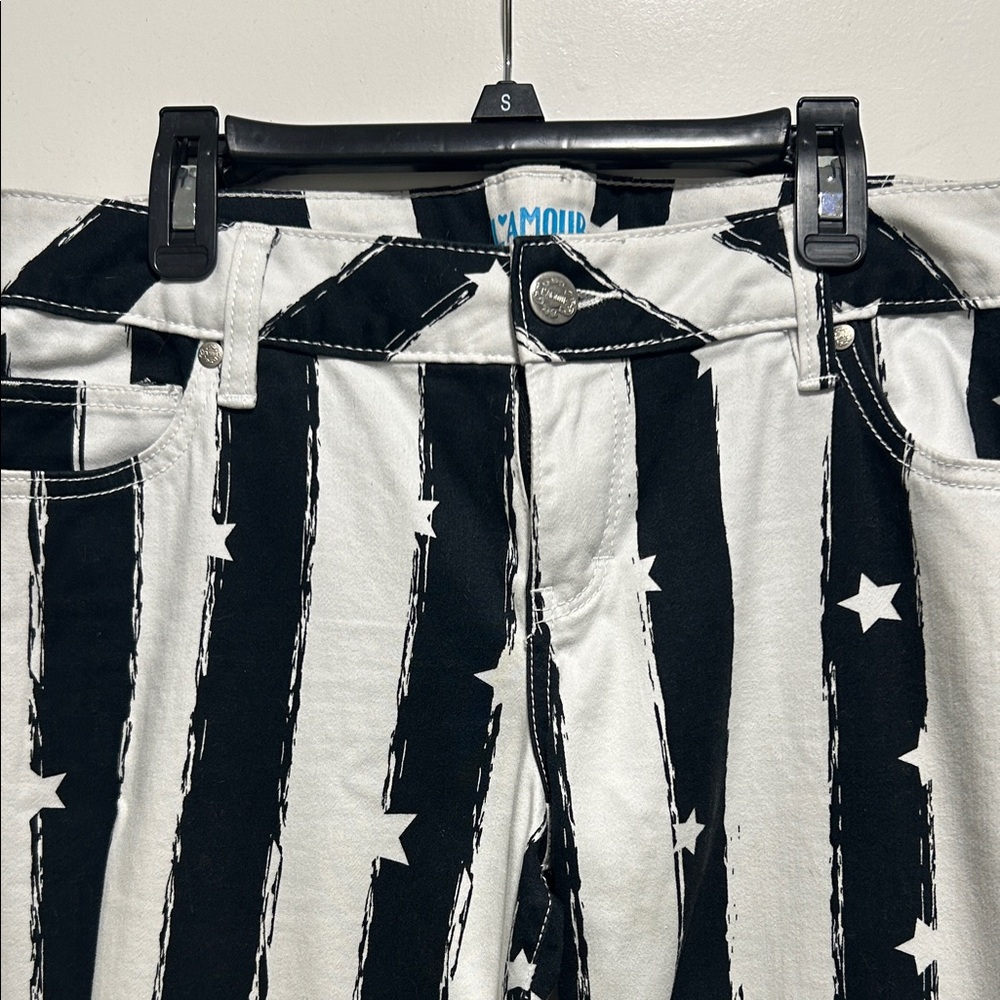 L'Amour Black and White Star Striped Straight Leg Jeans - Picture 2 of 5
